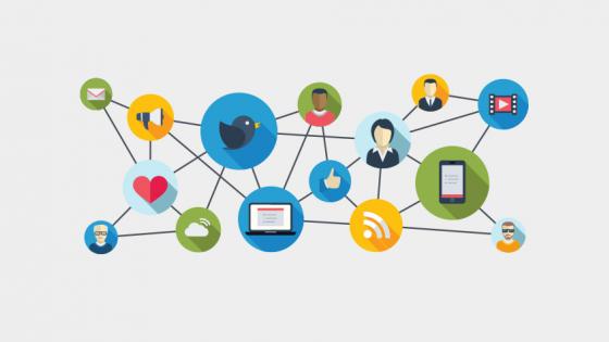 Social networks and the law of the few