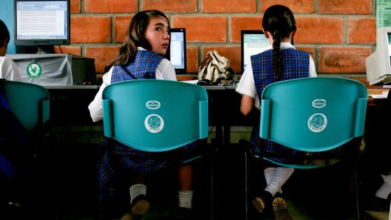 A computer class at a rural secondary school in La Ceja del Tambo, Colombia