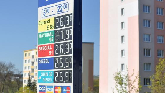 Fuel-Prices-Gas-Station-1344185.jpg