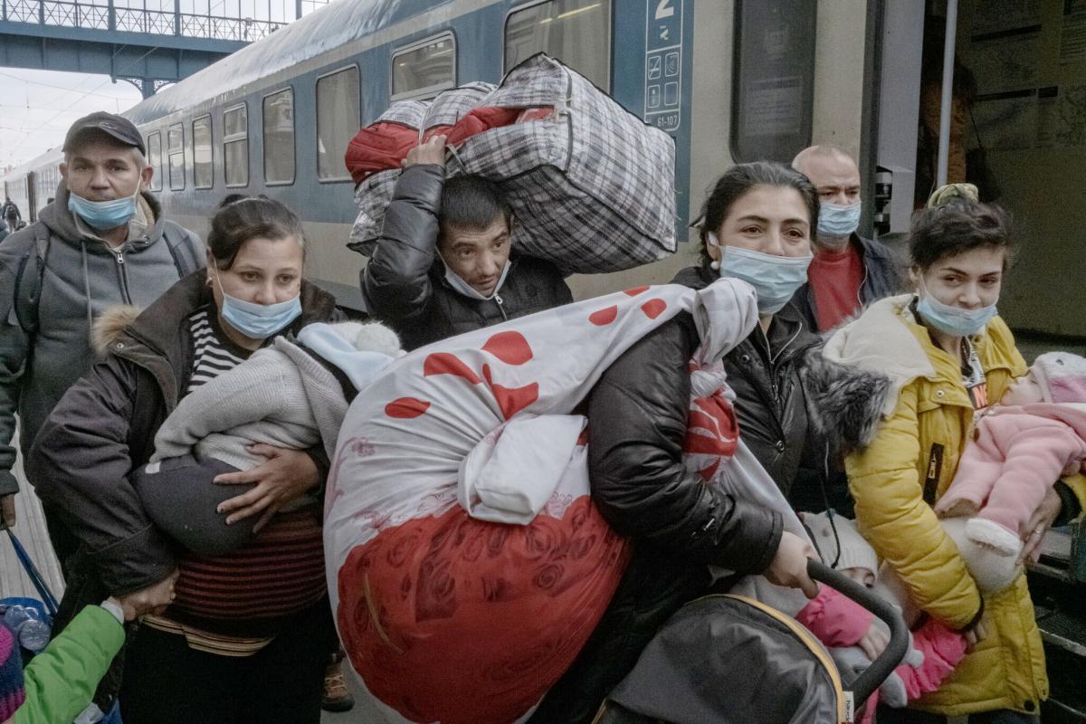 The short- and long-run effects of the refugee crisis in Europe | CEPR